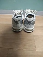 Asics Gel-kayano 14 /Dark Running Shoes 27.5cm Near Boxed 3