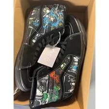 Vans Sk8-Hi Disney 100 Villains 11 High Top 3