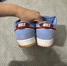 Nike SB Dunk LowPhiladelphia Phillies 4