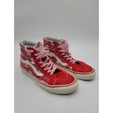 Vans — Vans Sk8-Hi 38 Reissue 50th Anniversary Pirate Santa Skulls 11 — Sneaker — resale
