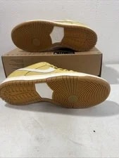 Nike SB Dunk Low Pro Size 10.5 Saturn Fj1674-700 3