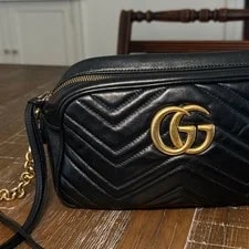 Gucci GG Marmont Medium Camera (Discontinued Model) 2