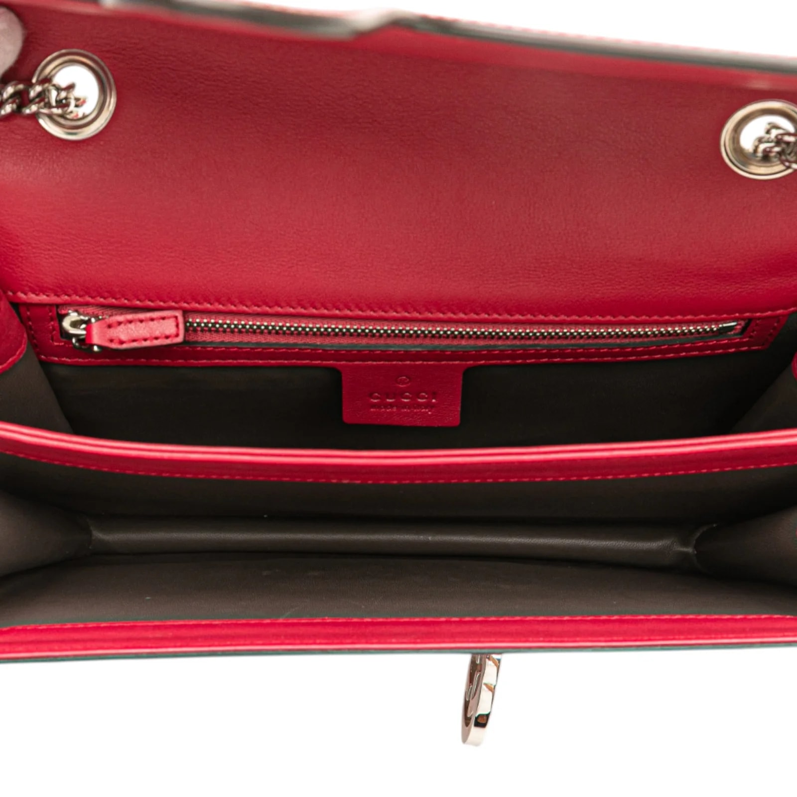 Medium Interlocking G Crossbody 4