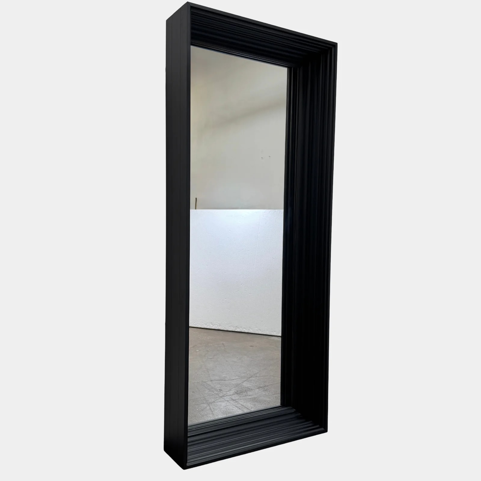 Moooi — Moooi Frame Mirror — decorative_object — resale