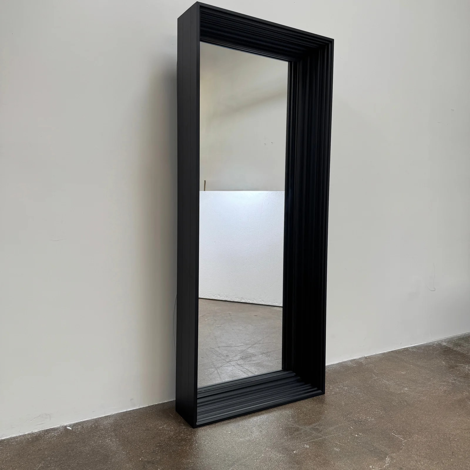 Moooi Frame Mirror 4