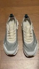 On Cloud 6 Versa Running Shoes [Limited Edition Color] 3