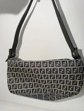 Fendi Logo , Strap, , Magnetic 2