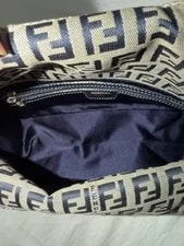 Fendi Logo , Strap, , Magnetic 4