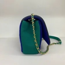 Chanel Filigree Flap Crossbody 4