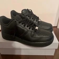 Nike — 9.0US Nike Air Force1 — Sneaker — resale