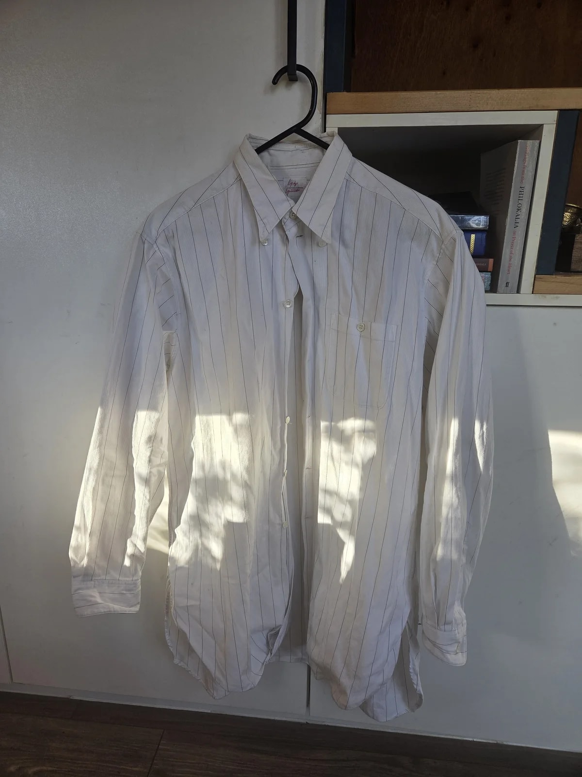 Costume D'homme Striped Shirt — streetwear — resale