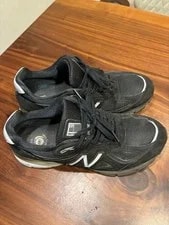 8.5US New Balance 990V4 2E 4