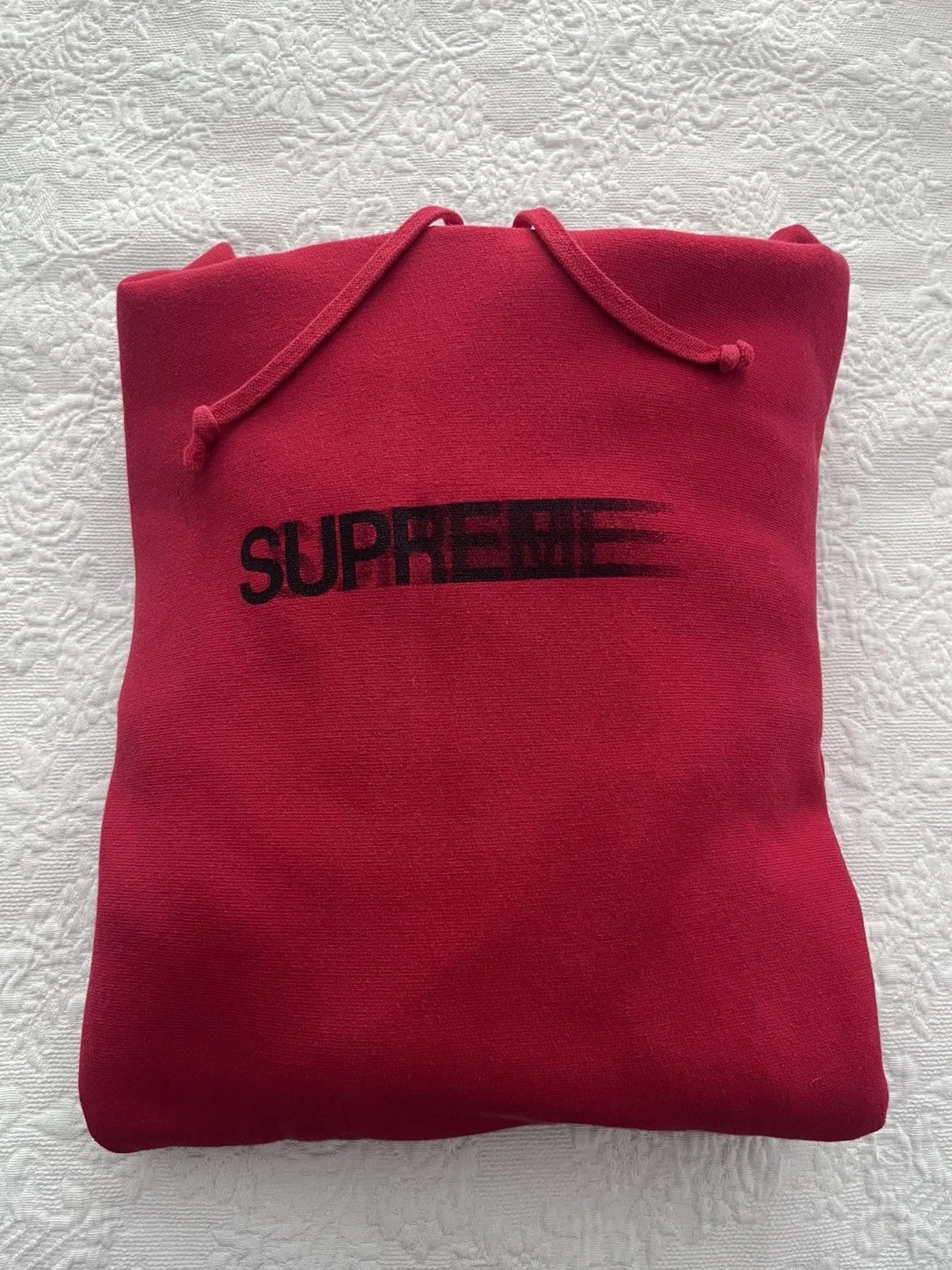 Supreme — Supreme S/S16 Motion Logo Hoodie — streetwear — resale