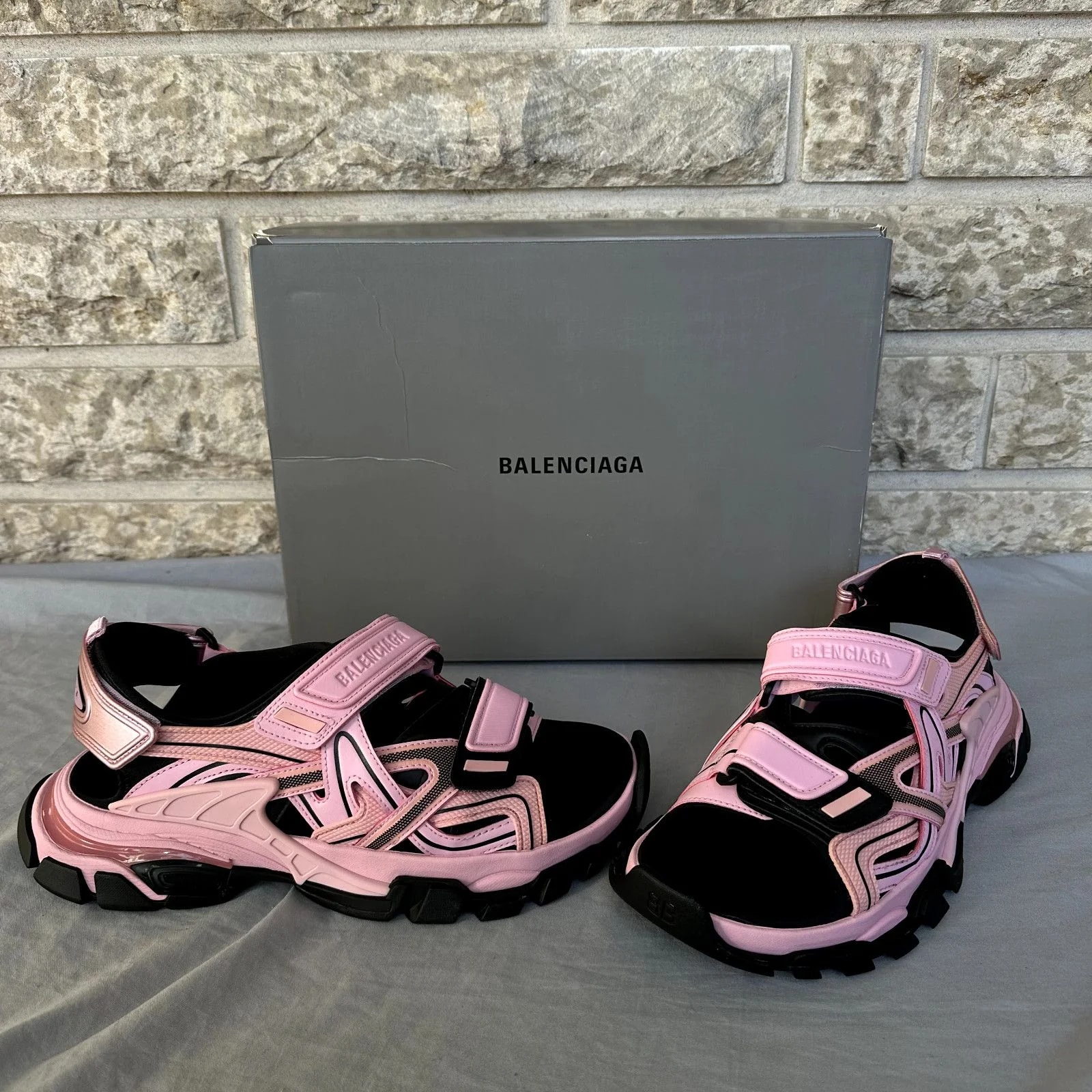 Balenciaga — Balenciaga Tourist Sandal — Sneaker — resale