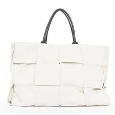 Bottega Veneta — Bottega Veneta Large Arco Handle One Size — Handbag — resale