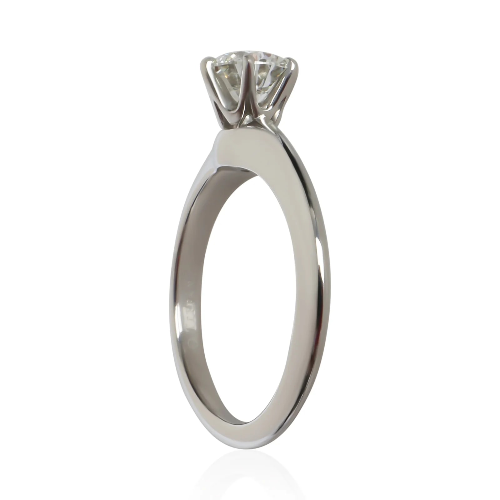 Tiffany & Co. 0.82 Ct Round Brilliant Engagement Ring 950 3