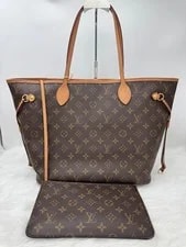 D90 Louis Vuitton Neverfull 2