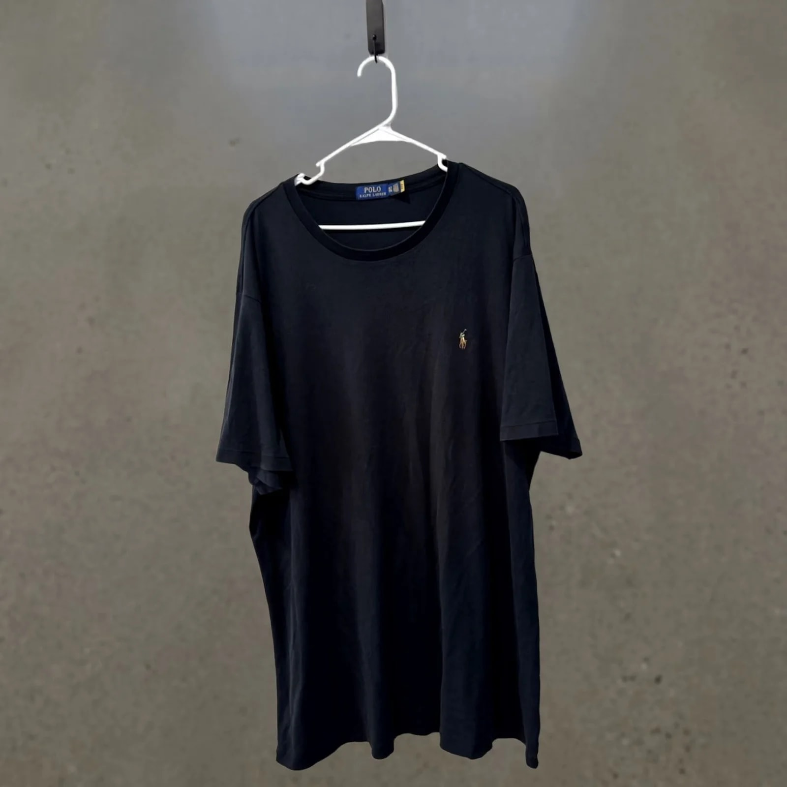Polo Ralph Lauren — Polo Ralph Lauren XL Tall Short Sleeve Crew Neck T-Shirt — streetwear — resale