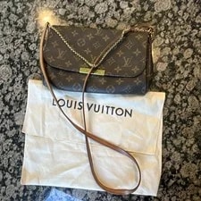 Louis Vuitton — Louis Vuitton Favorite Chain — Handbag — resale
