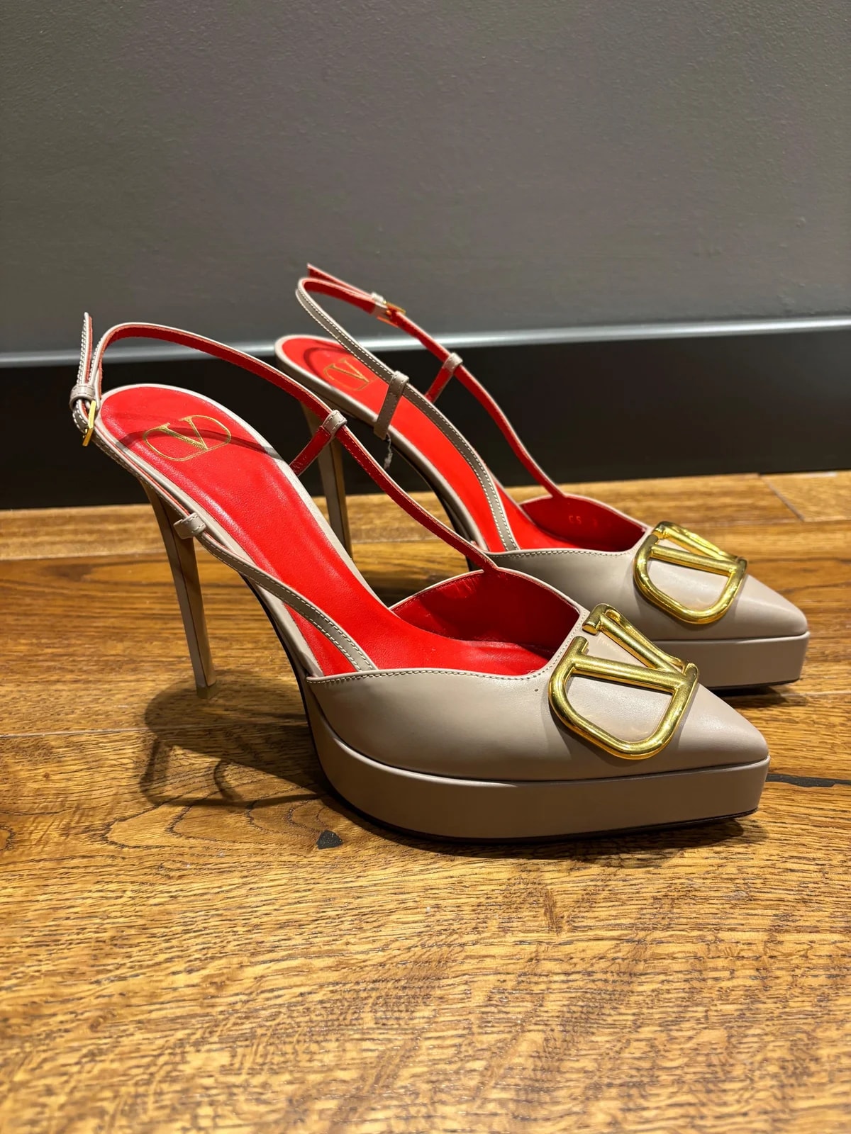 Valentino Nude Slingback 2