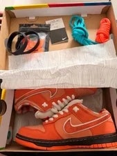 Nike SB — 8.0US Nike Sb Dunk Low OG Qs Lobster — Sneaker — resale