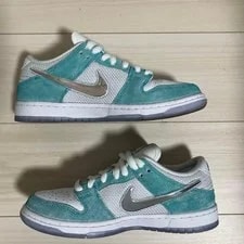 Nike SB — 8.0US April Skateboards Nike Sb Dunk Low P — Sneaker — resale