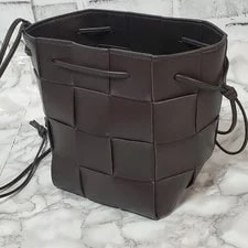 Bottega Veneta Cassette Bucket Woven Dust 2