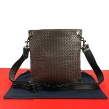 Bottega Veneta — Bottega Veneta Sacoche Pochette 2 — Handbag — resale