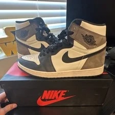 Jordan — Jordan Air 1 Retro High OG ’S High Top 555088-105 — Sneaker — resale