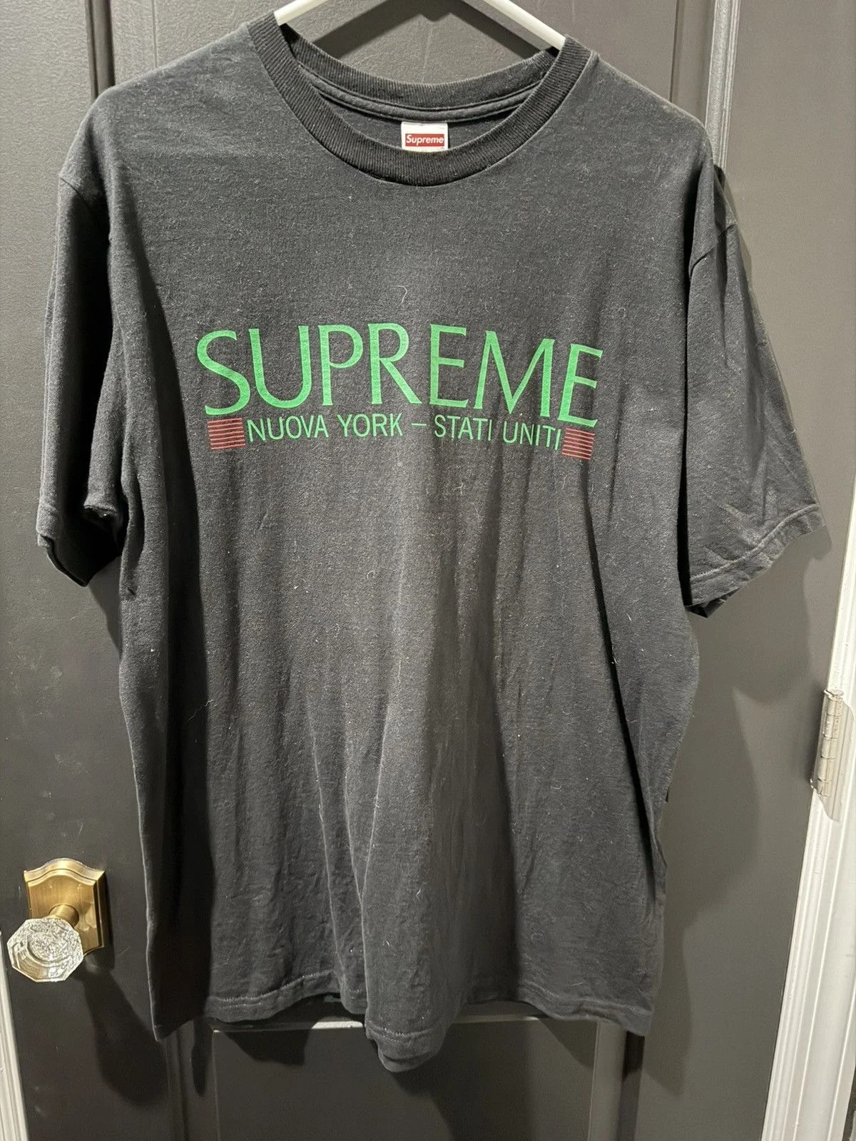 Supreme — Supreme Nova York Tee — streetwear — resale