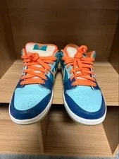 Nike — 8.5US Nike Sb Dunk Low — Sneaker — resale