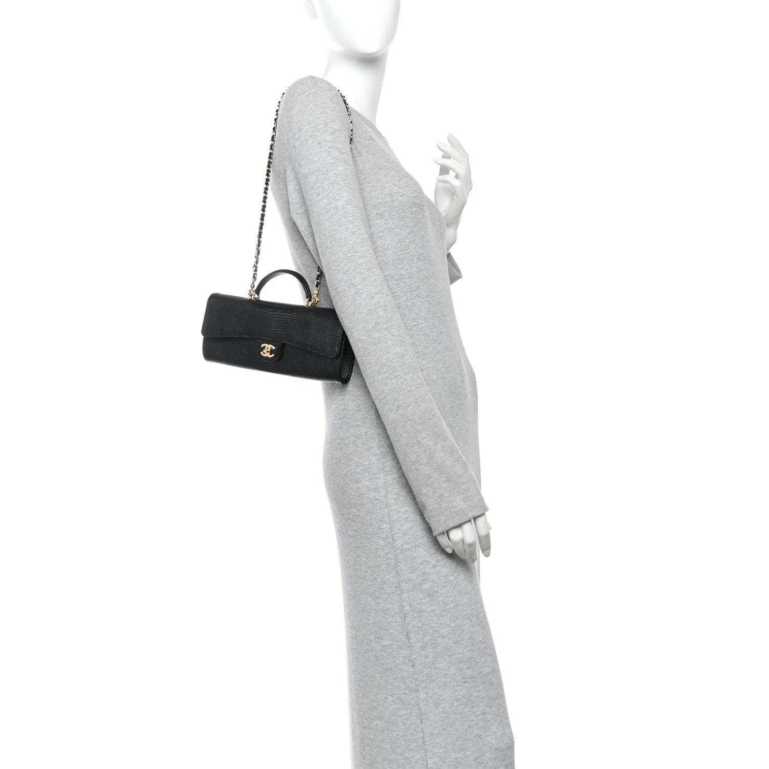 Embossed Top Handle With Chain 2