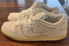 Pre-ownrd Nike SB Dunk Low -LT Base Sz 10.5 M/9W 304292-100 3