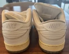 Pre-ownrd Nike SB Dunk Low -LT Base Sz 10.5 M/9W 304292-100 4