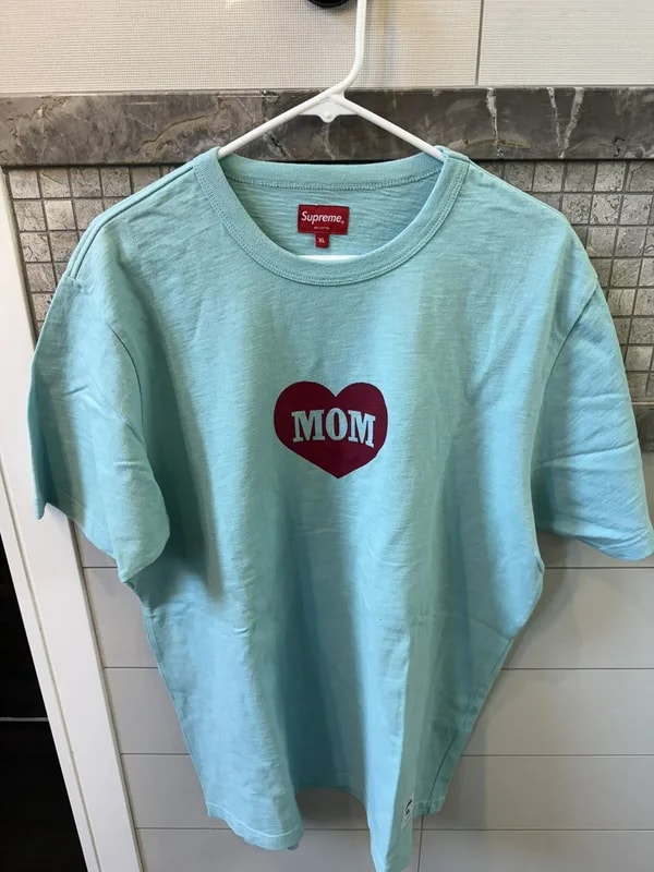 Supreme — Supreme Mom SS Top — streetwear — resale