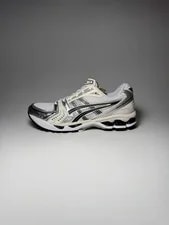 Asics — Asics Gel Kayano 14 1202A056-109 9.5W 8M — Sneaker — resale