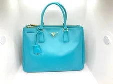 Prada — Prada Galleria Tag No.162 32090 — Handbag — resale