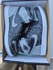 Air Jordan — Air Jordan 1 Retro High OG Rebellionaire — Sneaker — resale
