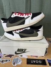 Travis Scott — OG Size 11.5M Absolutely Vvvnds This Shoe Is Going Up — Sneaker — resale