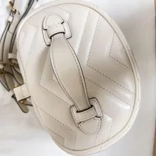 Gucci GG Marmont Authentic With GG Log 4