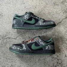 Size 9.5M/11W - Nike SB Dunk Low There Skateboards HF7743-001 2