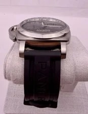 Panerai Luminor Marina on Rubber Ref. PAM00312 Case #435 4