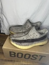 Beater Yeezy Boost 350 V2 Comes With Box V2 Low Zyon 2