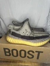 Beater Yeezy Boost 350 V2 Comes With Box V2 Low Zyon 4
