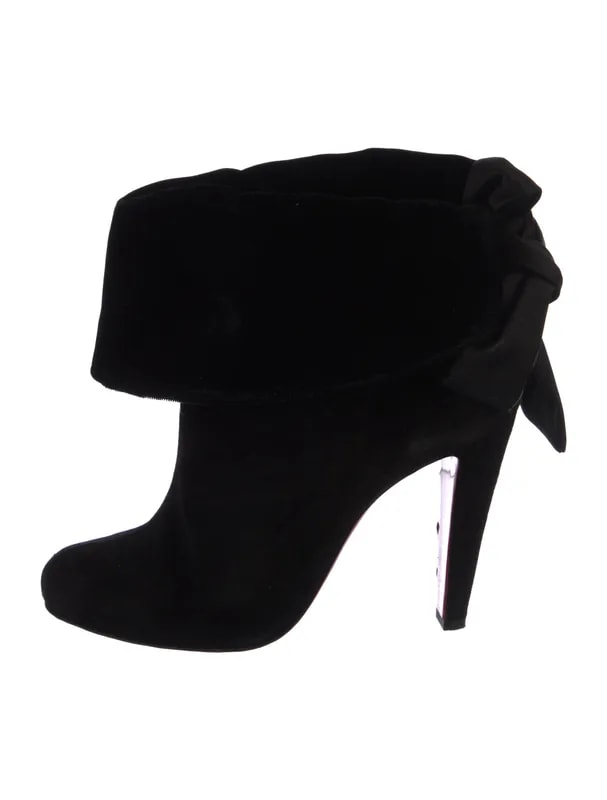 Christian Louboutin — Bow Accents — Designer Shoe — resale