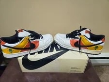 Nike SB — Nike SB Dunk Low Money Cat 2007 Size 9 OG Box Wristbands Skate Shoes — Sneaker — resale