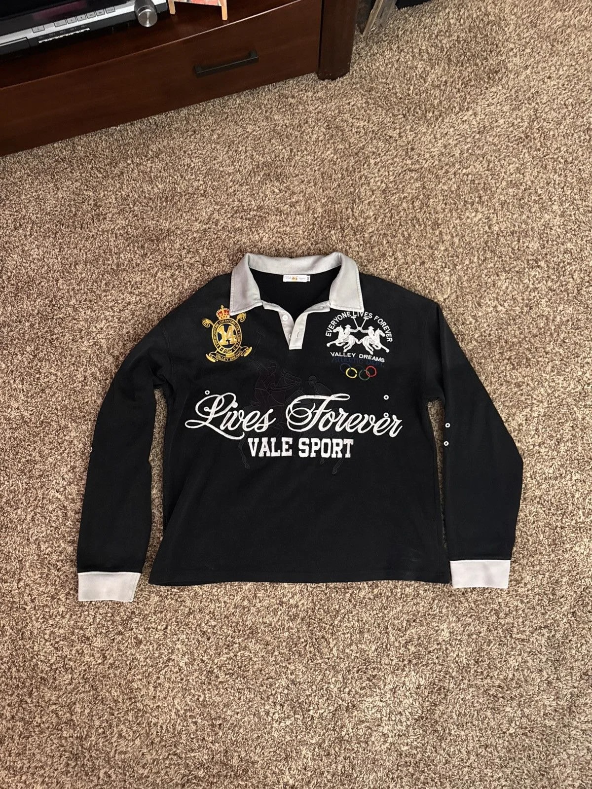 Vale “Blackrock Rugby” — streetwear — resale