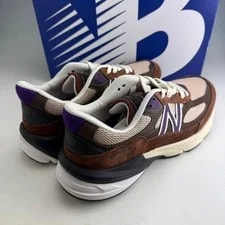 10.0US New Balance 990V6 Rich /Cosmic Grape 3