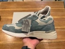 Kith × New Balance Osaka 992 U992KT 4