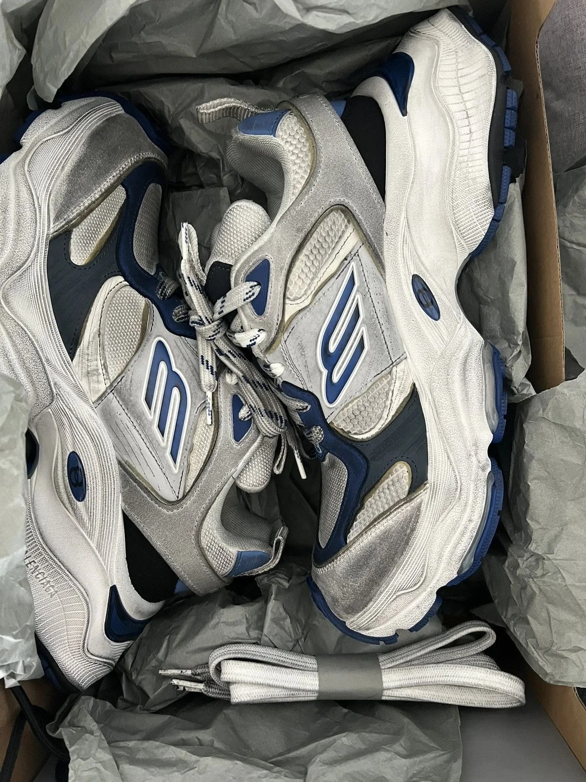 Balenciaga Cargo 3